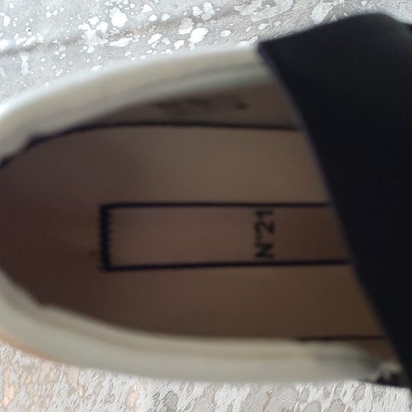 No. 21 Knotted Bow Leather Platform Sneakers Sz39 Black & White - Picture 9 of 11